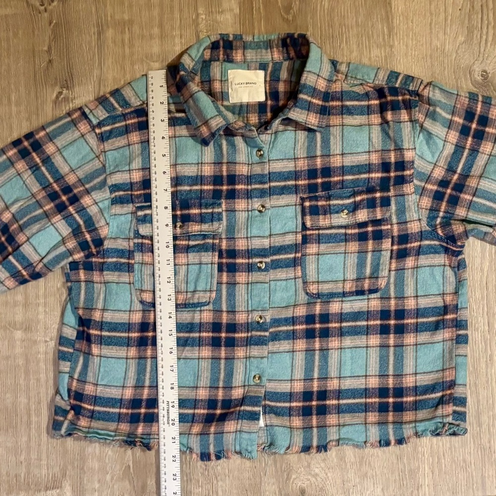 Lucky Brand Blue and Pink Plaid Cropped Button-Down Shirt - Picture 8 of 9
